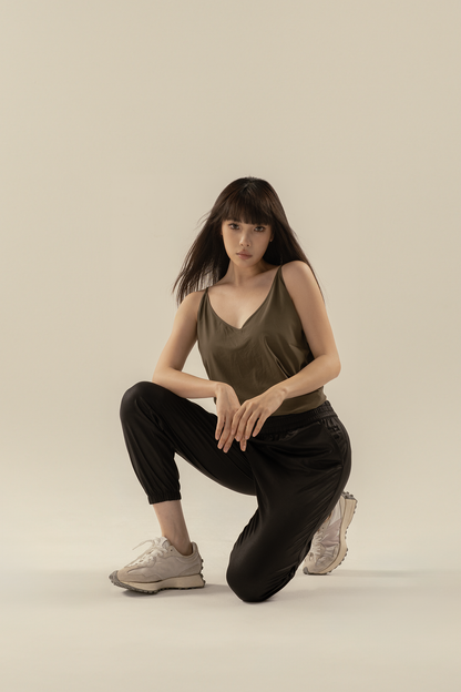 AllureVenom 25" Cropped Jogger